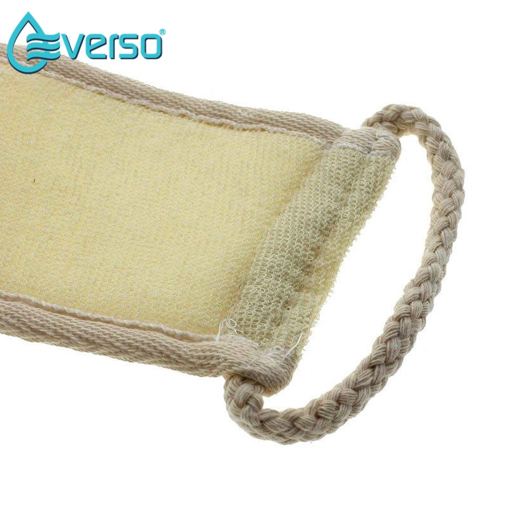 Dây bọt biển vệ sinh lưng khi tắm