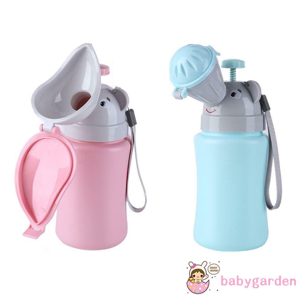 Bình đi vệ sinh tiện lợi cho bé