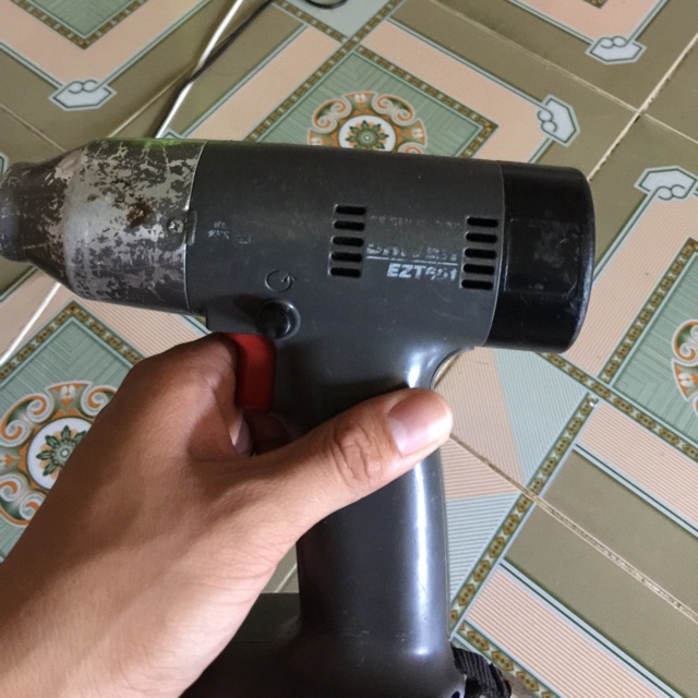 Bắn vít national EZT 601