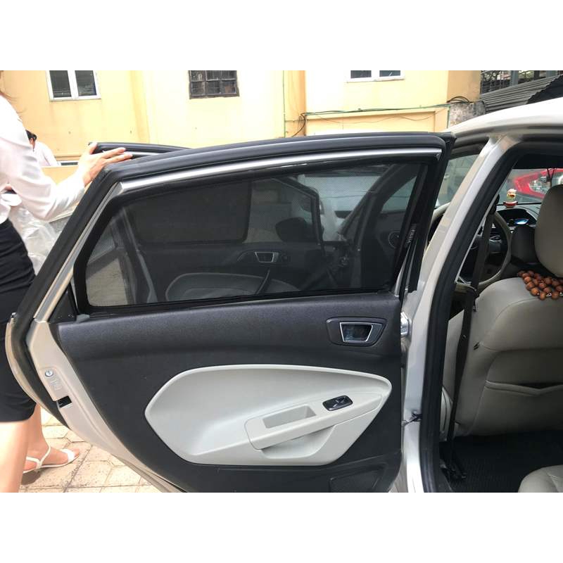 Rèm che nắng kính sườn Ford Fiesta