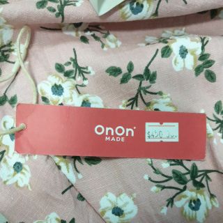 Bikini hoa lá Jun Vũ by On on made