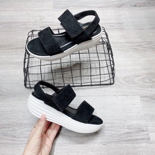 Sandal độn đế 5p 2 quai dán sale 99k
