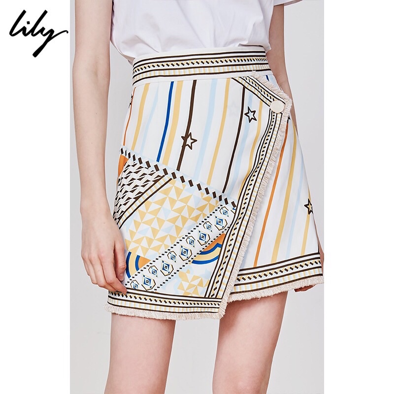 Chân váy hoạ tiết Lily
