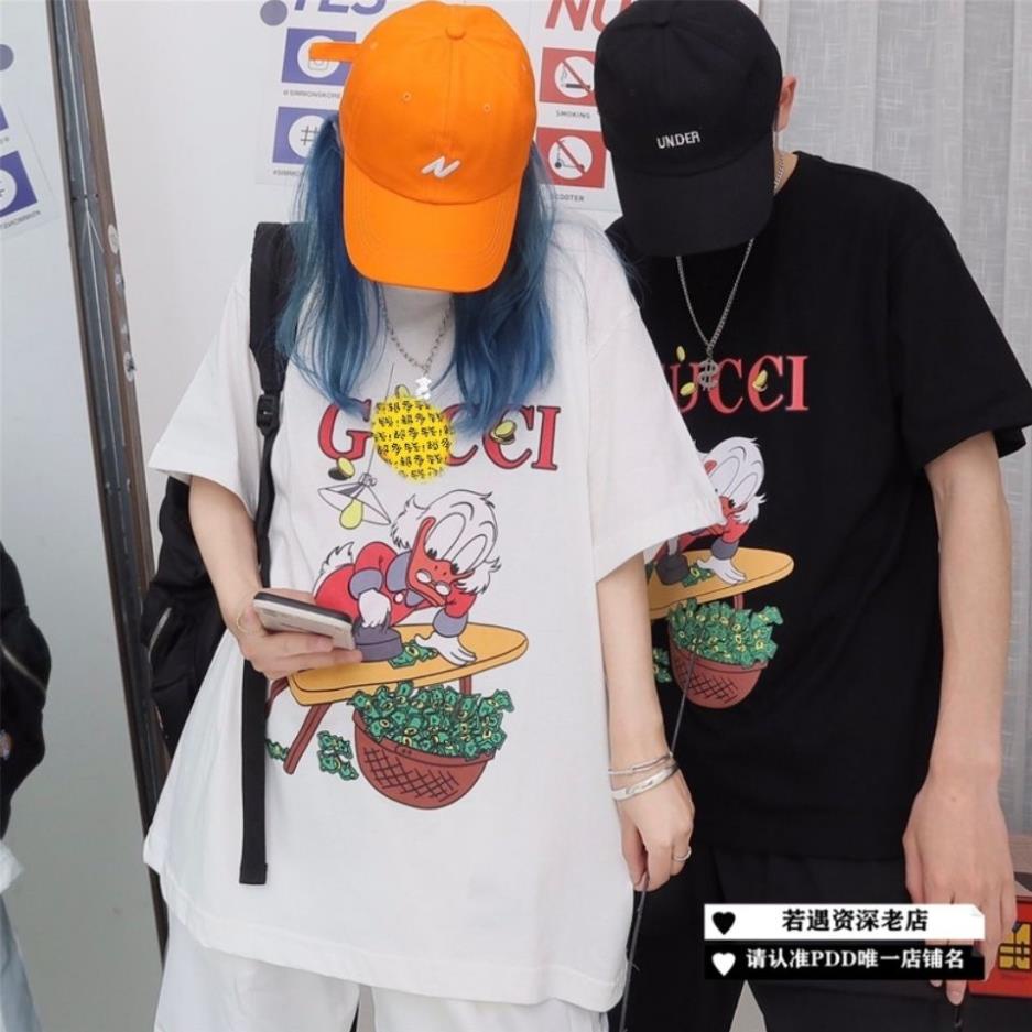 Áo Thun Tay Ngắn In Hình Vịt Donald Và Nhãn Hiệu Gucci Thời Trang Cho Nam Và Nữ !