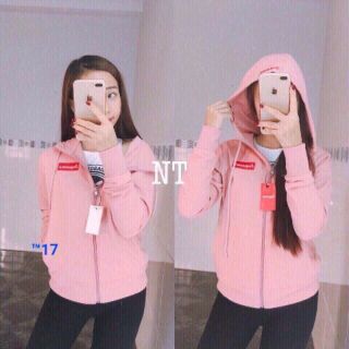áo khoác chống nắng có túi trong , xỏ ngón , áo có chữ thêu đủ màu