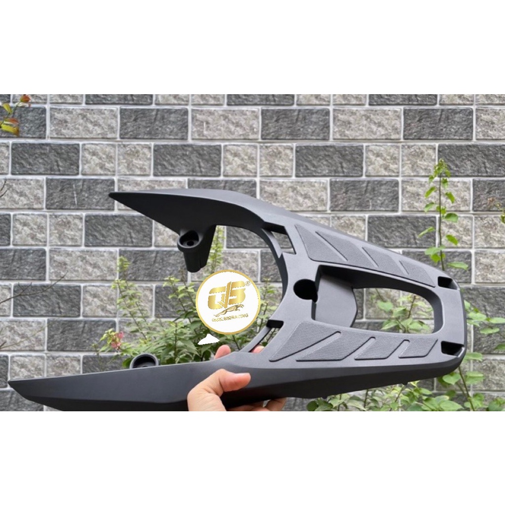 Cảng sau gắn xe VARIO 2018 - 2021 kiểu SH 300i màu đen nhám và đen caro