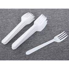 Combo 50 chiếc, 100 chiếc dĩa nhựa trắng dùng 1 lần giá rẻ, an toàn sử dụng