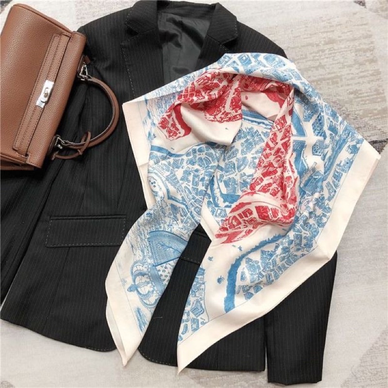 Khăn turban lụa vuông hình con ngựa bandana cột áo yếm size 70cm - Maben