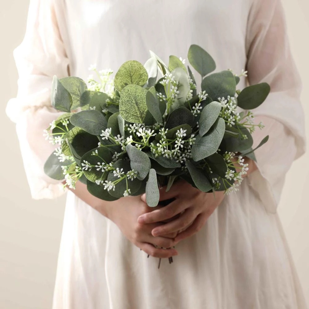 Nhánh lá khuynh diệp giả nhiều màu sắc dùng trang trí tiệc cưới/ sân vườn độc đáo