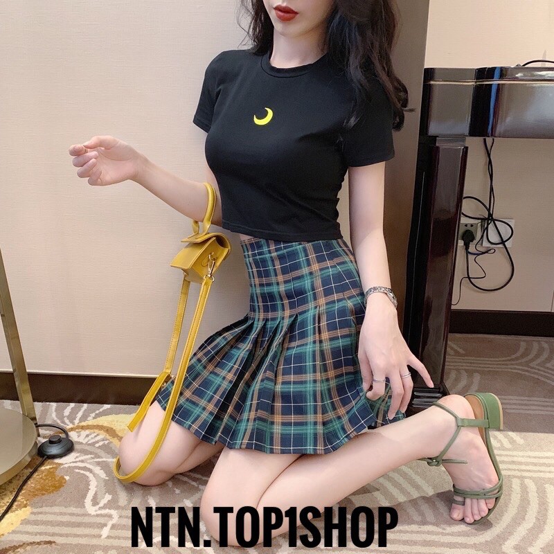 áo thêu mặt trăng 🌜 tay ngắn Croptop (ch)