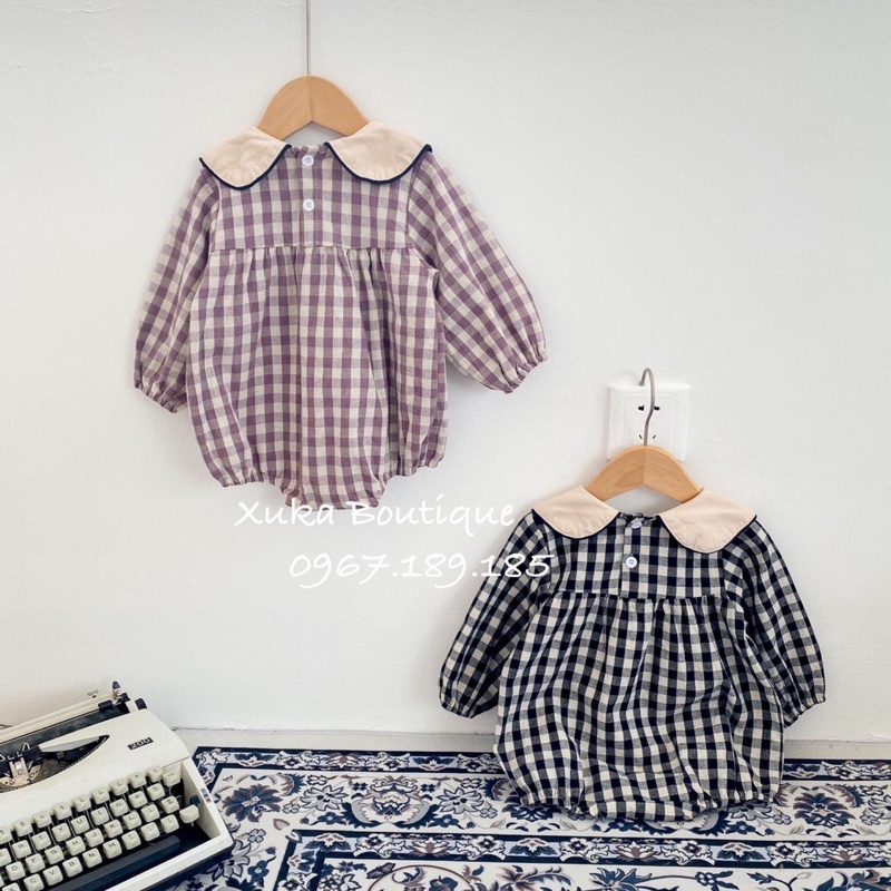 Bodysuit Dài Tay Kẻ Caro Cổ Yếm Thêu Gấu Bé Gái Cao Cấp - Body Chip Thêu Gấu Hàn Quốc