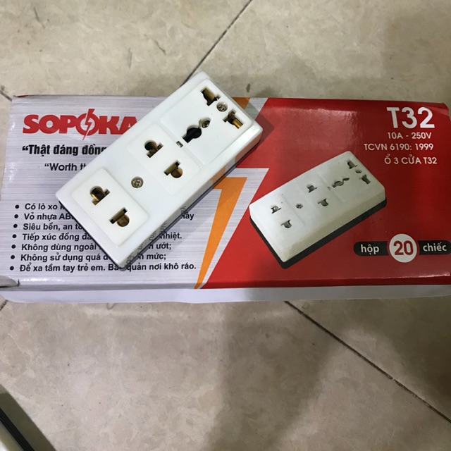 Ổ cắm 3 cửa,3 lỗ Sopoka T32