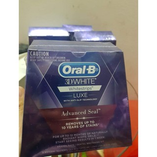 Miếng dán trắng răng oral-b 3d white whitestrips 14 miếng