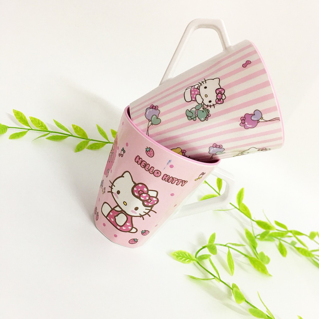 🌸🌸Cốc uống nước có tay cầm Hello Kitty