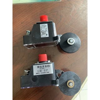 Công tắc hành trình thang máy s3-1370b & s3-1371 xuất xứ trung quốc