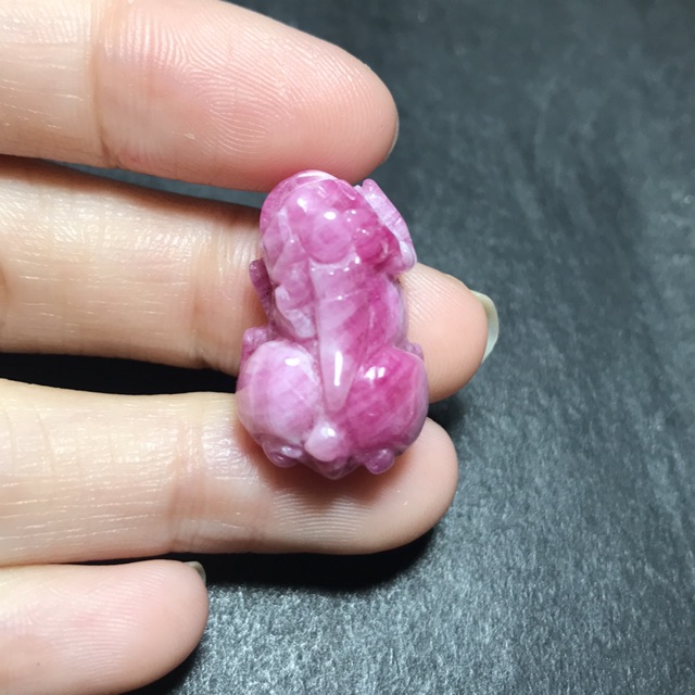Tỳ hưu ruby bọc mặt dây