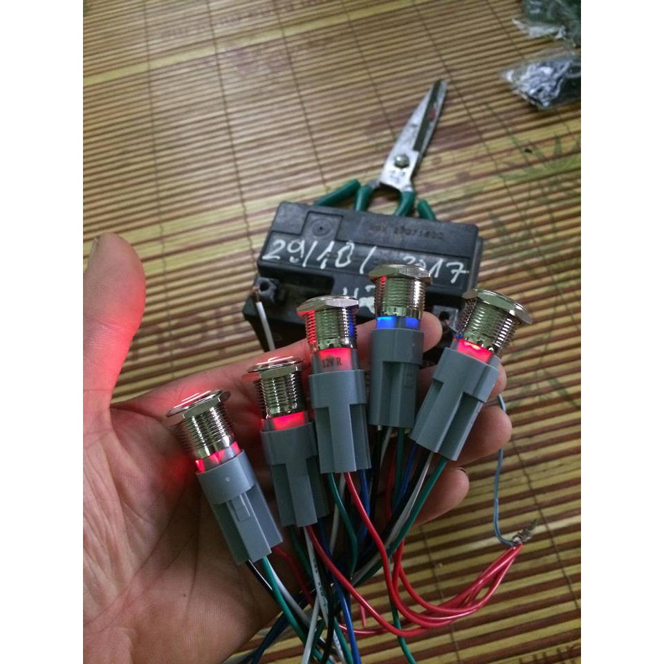 Công tắc led xịn