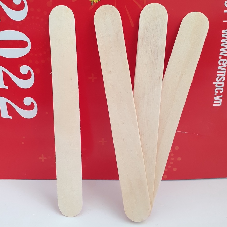 Que gỗ lấy sáp wax lông