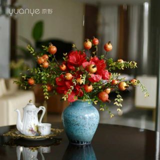 Cành lựu lá nhỏ