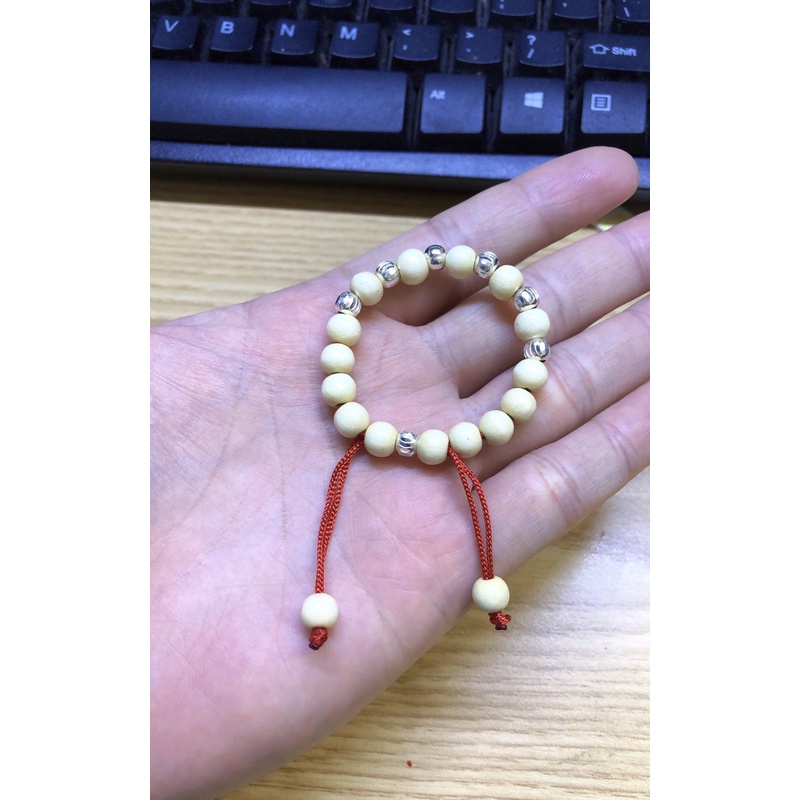 Vòng tay dâu tằm 7 hạt bi bạc cho bé trai, 9 hạt bi bạc cho bé gái, thêm thẻ tròn khắc tên MIỄN PHÍ CÔNG KHẮC