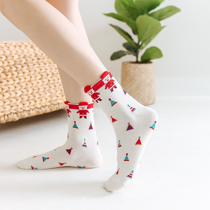 Colorful 3D Cartoon Girls Christmas Socks Funny Santa Claus Crew Socks for Xmas Party Holiday Women Cotton Happy Christmas socks