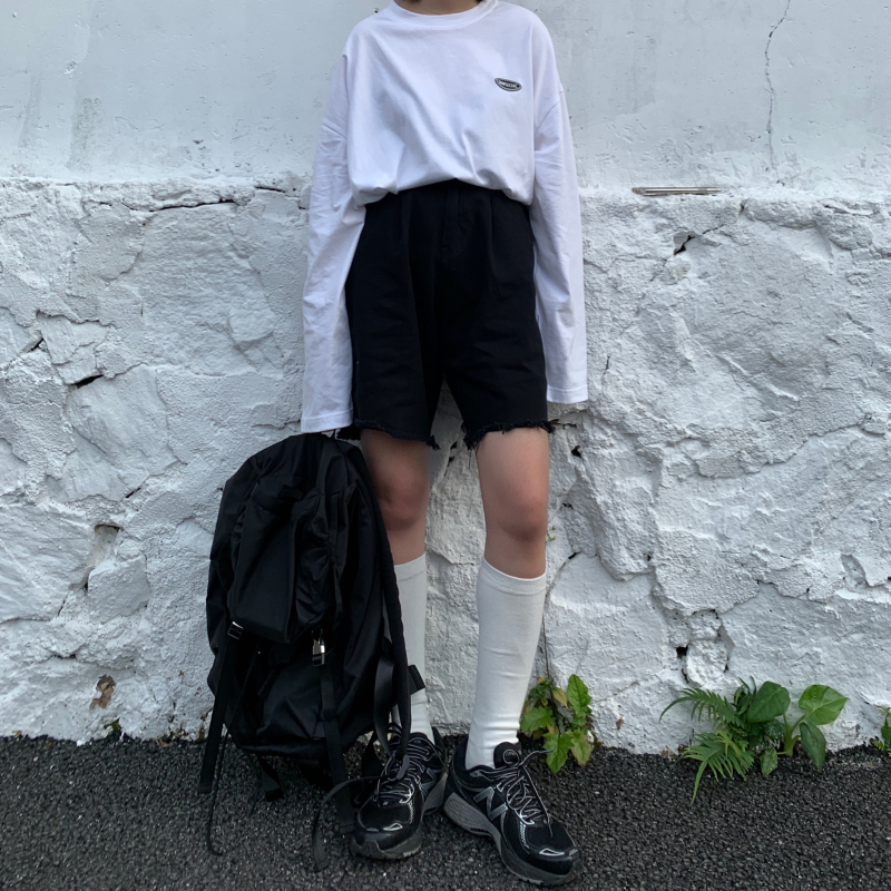 Áo thun tay dài dáng rộng màu trơn phong cách Hàn Quốc cho nữ | BigBuy360 - bigbuy360.vn