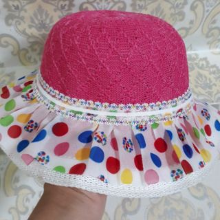 Mũ bé gái rộng vành