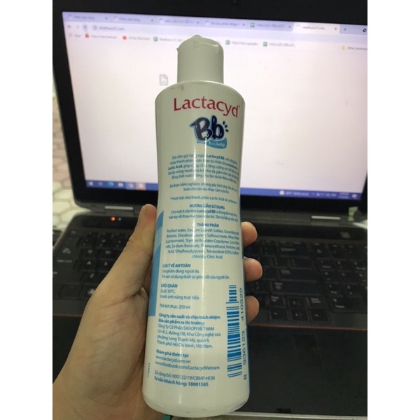 Lactacyd BB sữa tắm rôm sảy chai 250ml