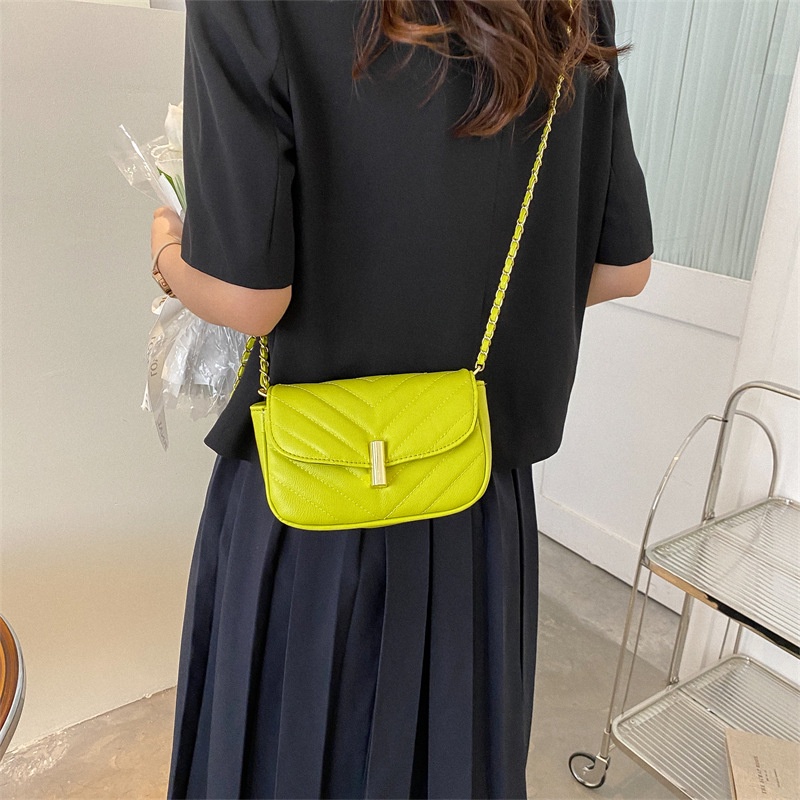 Túi Đeo JASMIN NOIR Chéo Nắp Gập In Họa Tiết Kẻ Sọc Phối Dây Xích Thời Trang Cho Nữ