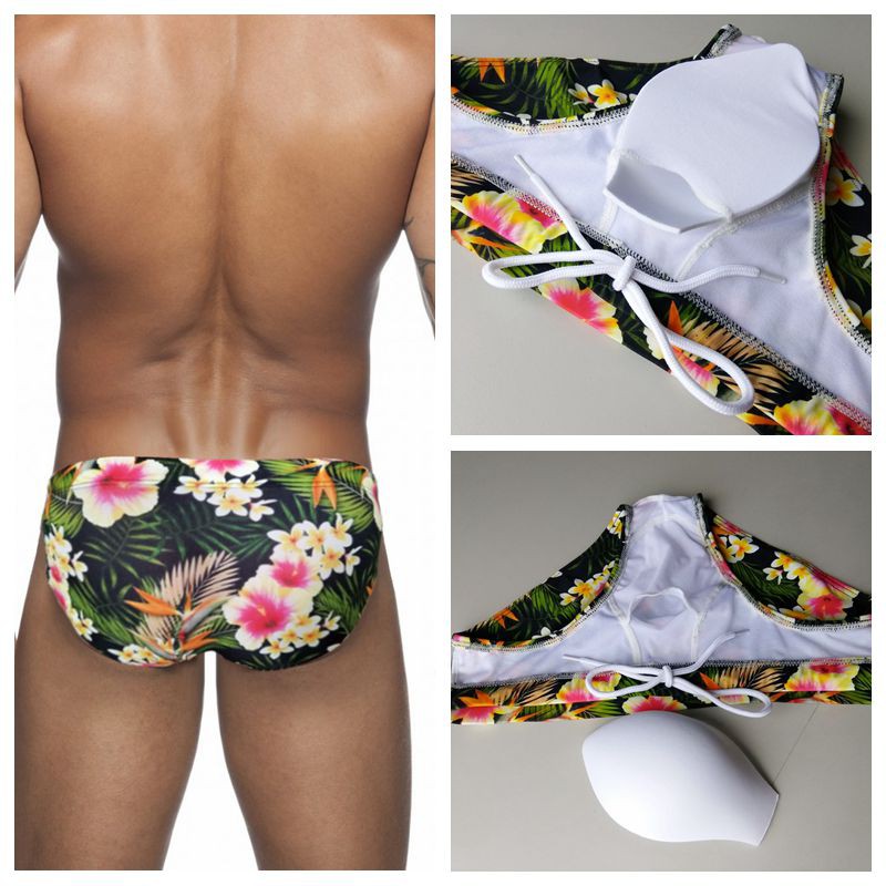 Quần bơi có hoạ tiết hình tam giác lưng thấp dành cho nam với miếng đệm | BigBuy360 - bigbuy360.vn