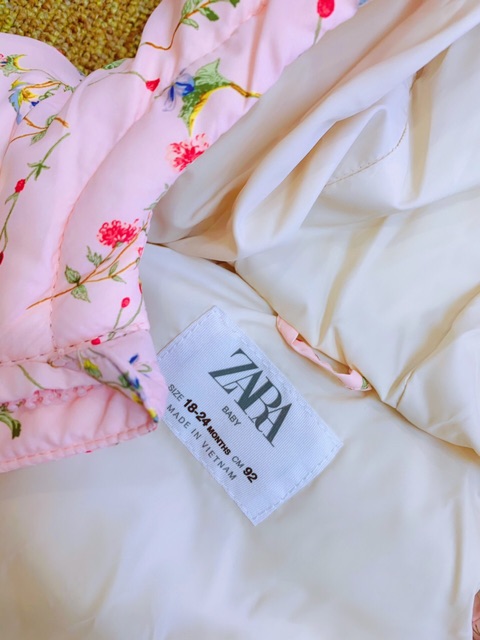 Áo khoác gile hãng Zara xuất dư chất liệu phao mềm siêu ấm áp cho bé gái từ 9 tháng đến 4 tuổi