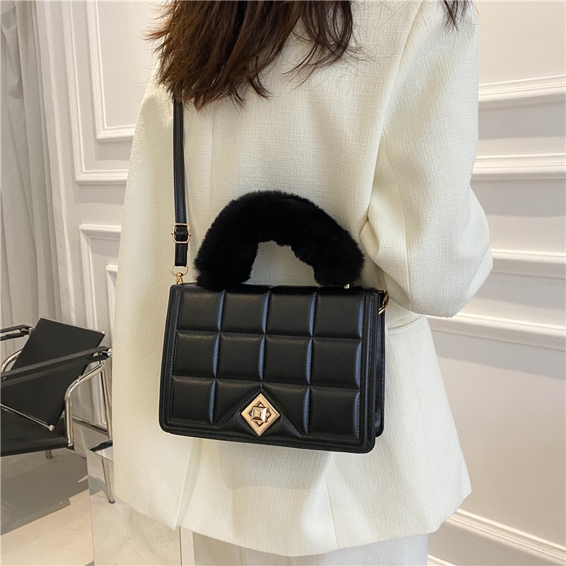 Túi đeo chéo thời trang Hàn cho nữ 2021