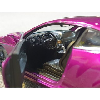 Mô hình xe Welly Bentley 1:24