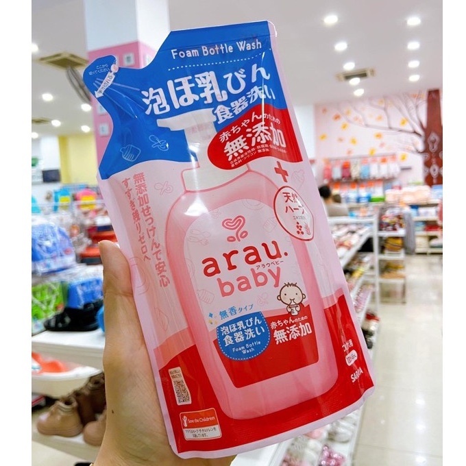Nước Rửa Bình Arau Baby Chai 500ml Và Túi Thay Thế 450ml