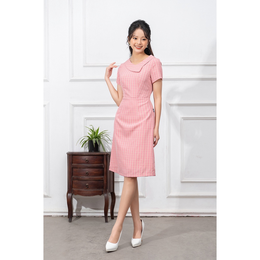 Váy Công Sở Thiết Kế LUPERI Họa Tiết Kẻ LFV3272