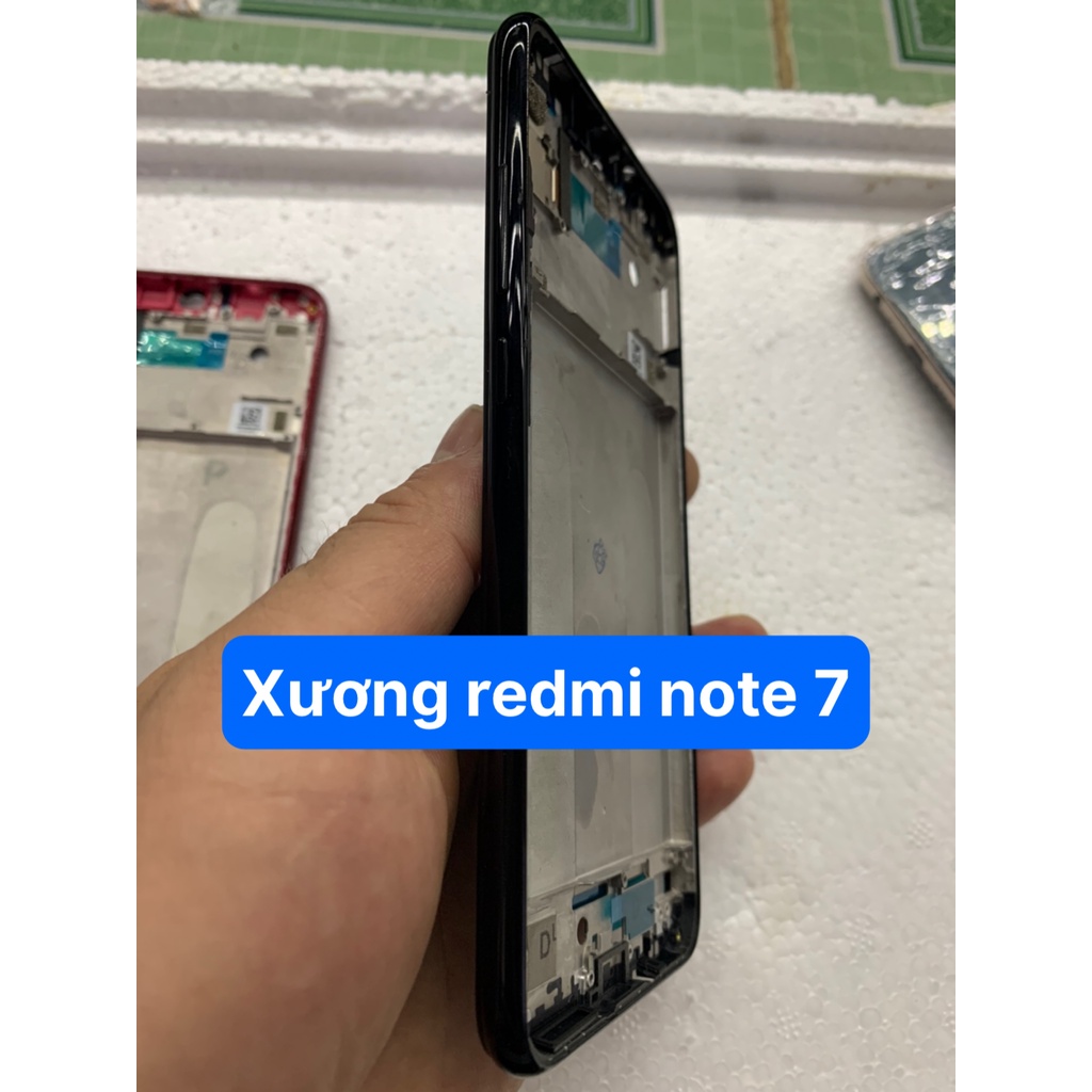 Khung xương / sườn máy xiaomi redmi note 7 có kèm phím bấm