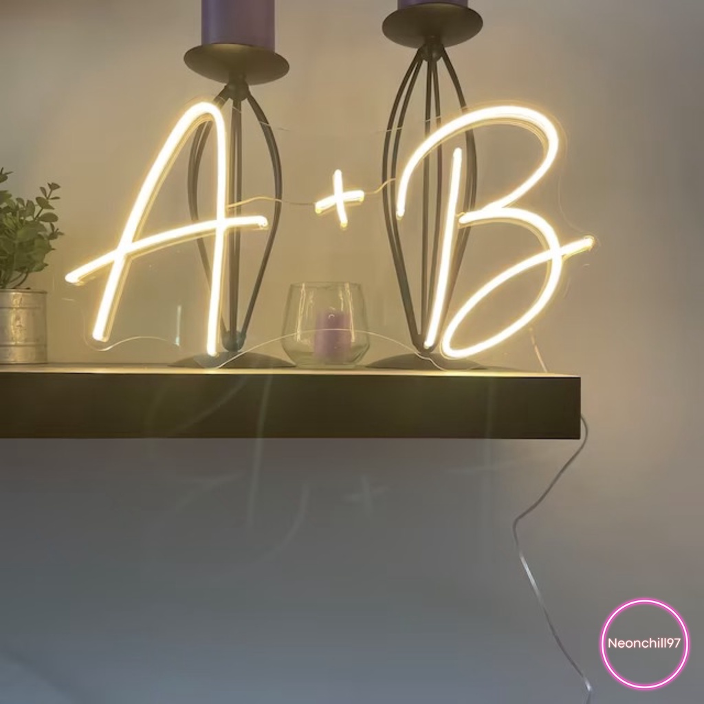 Đèn neon chữ cái, Neonchill97, Quà tặng cho tình yêu
