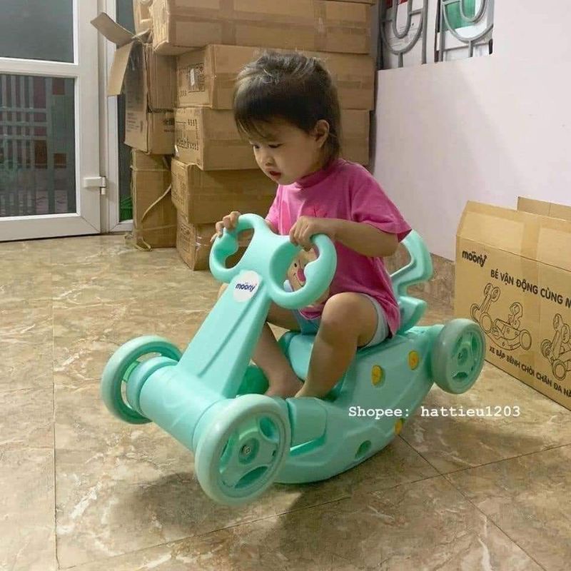 Xe chòi chân bập bênh Moony