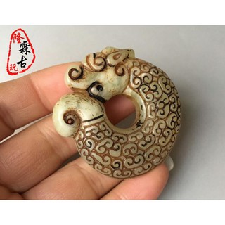 Tượng ngọc bích kiểu cổ điển độc đáo