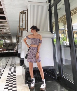 Set áo trễ vai+chân váy hoa Tím