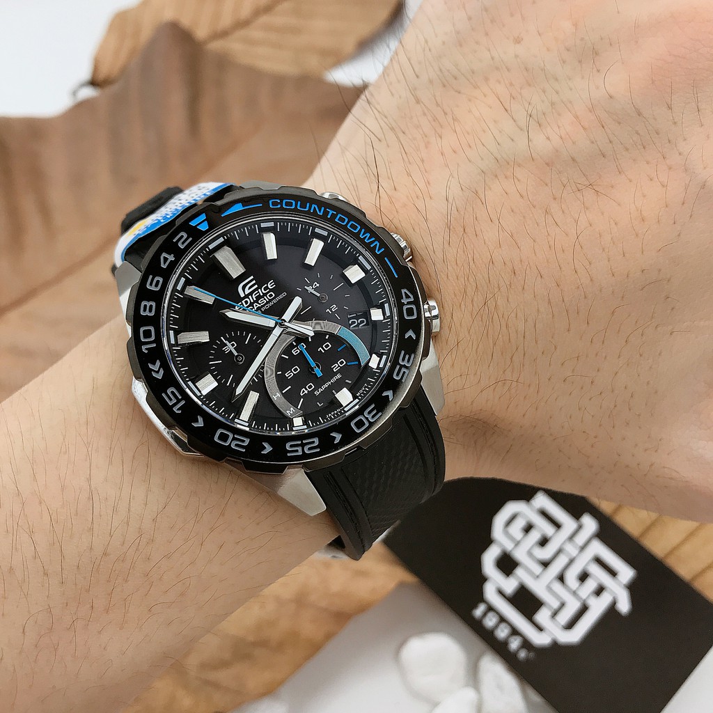 Đồng hồ nam Casio EDIFICE EFS-S550 / EFS-S550PB-1A kính Sapphire chống trầy chính hãng