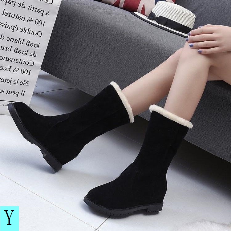 Giày Bốt Cổ Thấp Lót Lông Cừu Dày Dặn Giữ Ấm Chống Trượt Thời Trang Thu Đông Cho Nữ