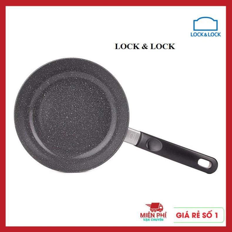 CHẢO ĐÁ LOCK&amp;LOCK COOKPLUS HARD 6223-22CM, lòng chảo làm bằng chất teflon cap cấp