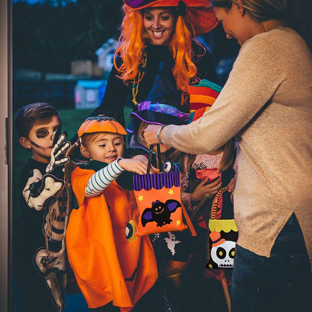 Túi Đựng Kẹo Có Tay Cầm Họa Tiết Hoạt Hình Phong Cách Halloween Cho Trẻ Em