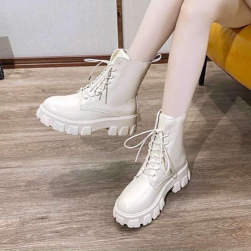 Bốt ulzzang bốt nữ đế răng cưa phong cách hai màu đen trắng