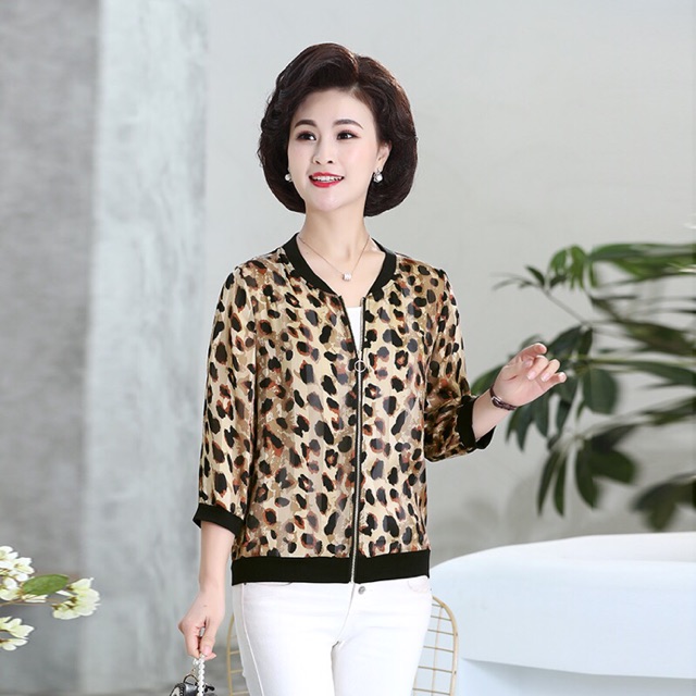 Áo khoác voan mỏng nữ trung niên dáng bo gấu thanh lịch NP1100