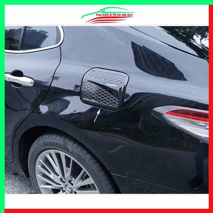 Ốp nắp xăng Camry 2019-2023 vân cacbon bảo vệ chống trầy trang trí ô tô