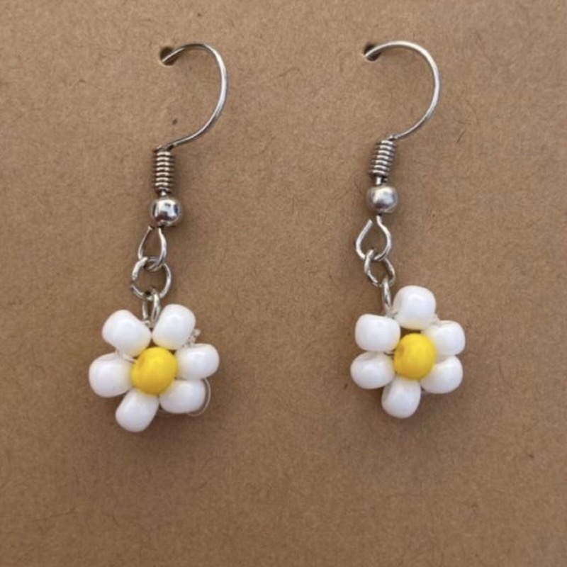 Bông tai hoa tulip hoa cúc daisy dễ thương vintage