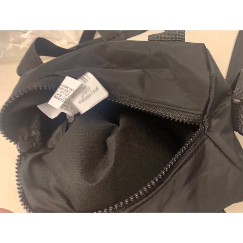 Balo Xuất Dư Cho Bé Hình Mickey Nhẹ Đựng Nhiều Đồ