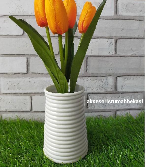 Chậu Hoa Tulip Nhân Tạo Bằng Nhựa Kèm Ốc Vít Melamine 0...